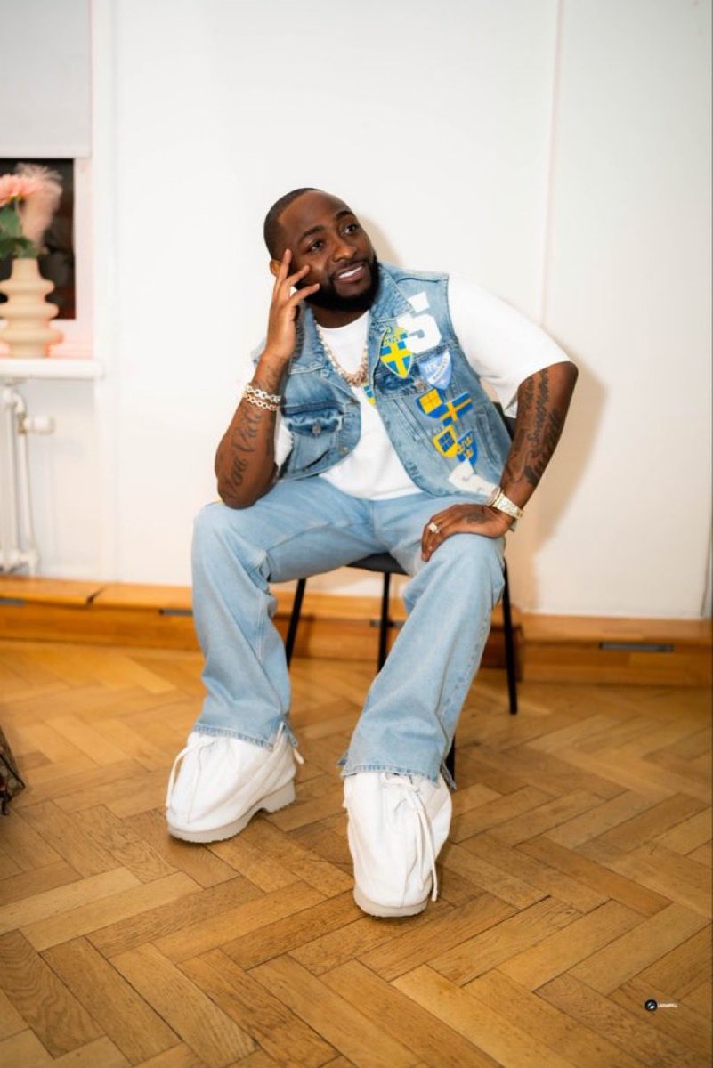 Obianuju🌻 tweet media