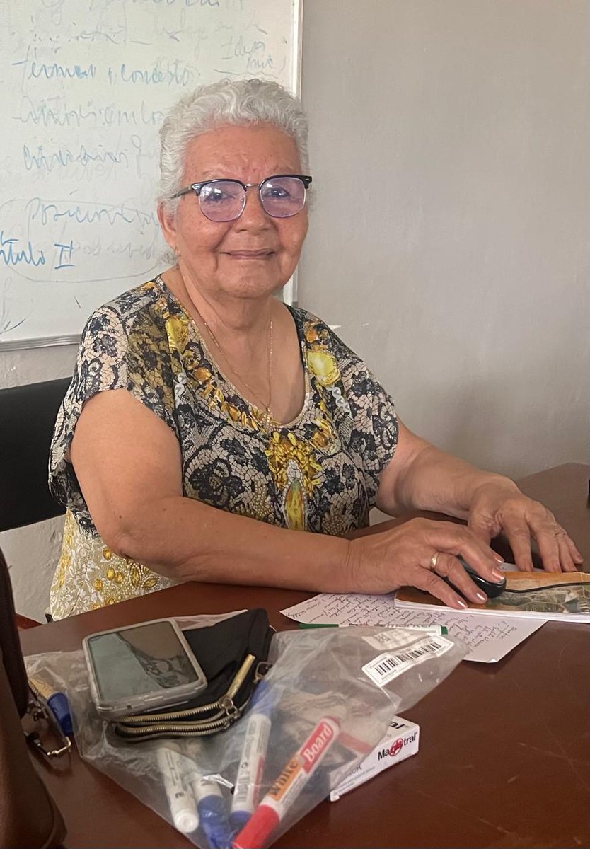 Maybel2101's tweet photo. Realiza la Facultad de Ciencias Sociales Humanísticas. El curso de postgrado: La sistematización de experiencias, impartido por la Dr. C. Rafaela Macías Reyes https://t.co/Va1mc1Bvee
