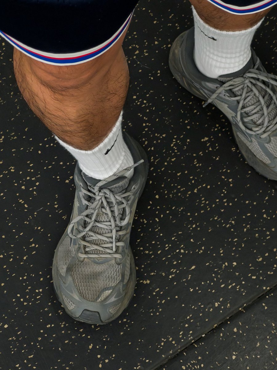 Mayisilk tweet media