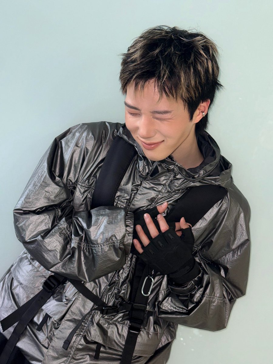 DIGNITY_members's tweet image. 빵!💥 
으악😣 
티어😉
사랑해🥰

#LUKE #루크 #DIGNITY #디그니티 
#SLIPSHOT #POINT_BLANK