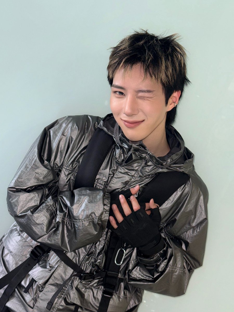 DIGNITY_members's tweet image. 빵!💥 
으악😣 
티어😉
사랑해🥰

#LUKE #루크 #DIGNITY #디그니티 
#SLIPSHOT #POINT_BLANK