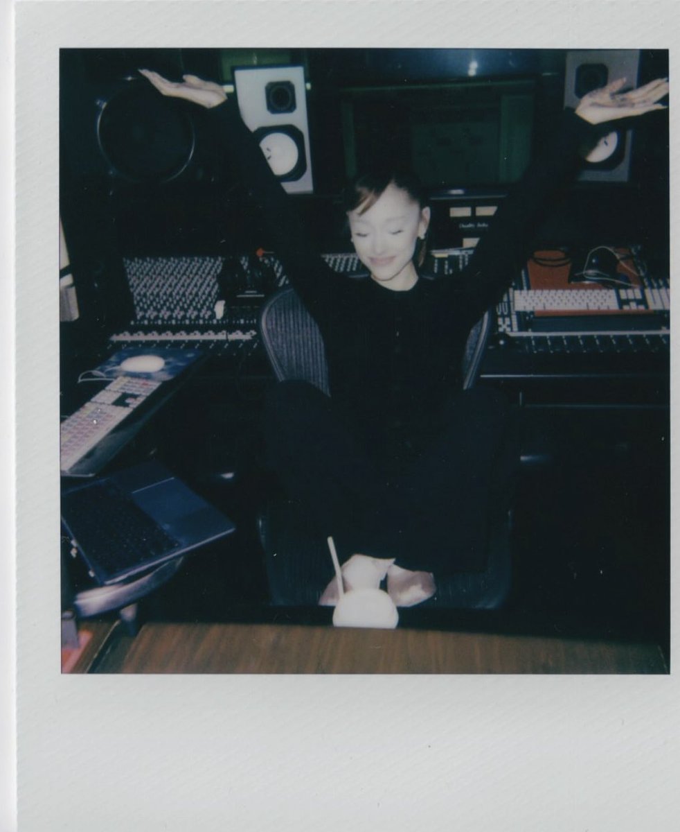 Jess Muses. tweet media