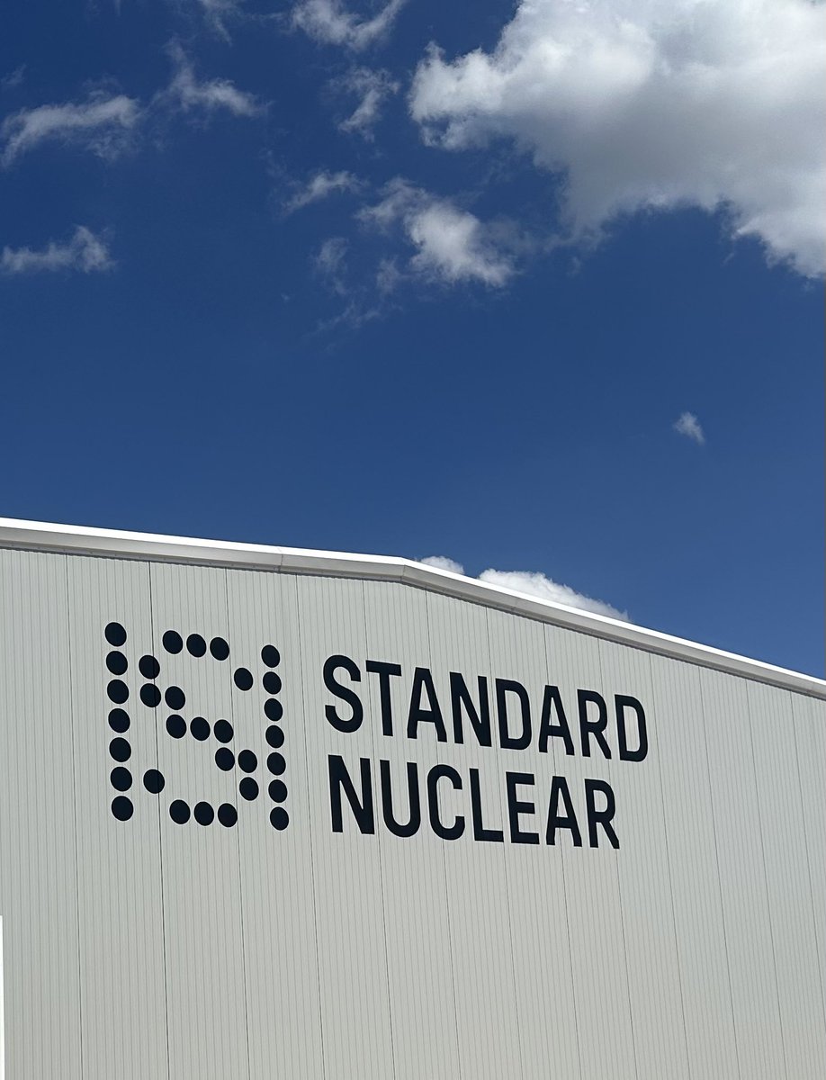 standardnuclear's tweet photo. 📍 Secret City, USA https://t.co/ucHCHGbod4