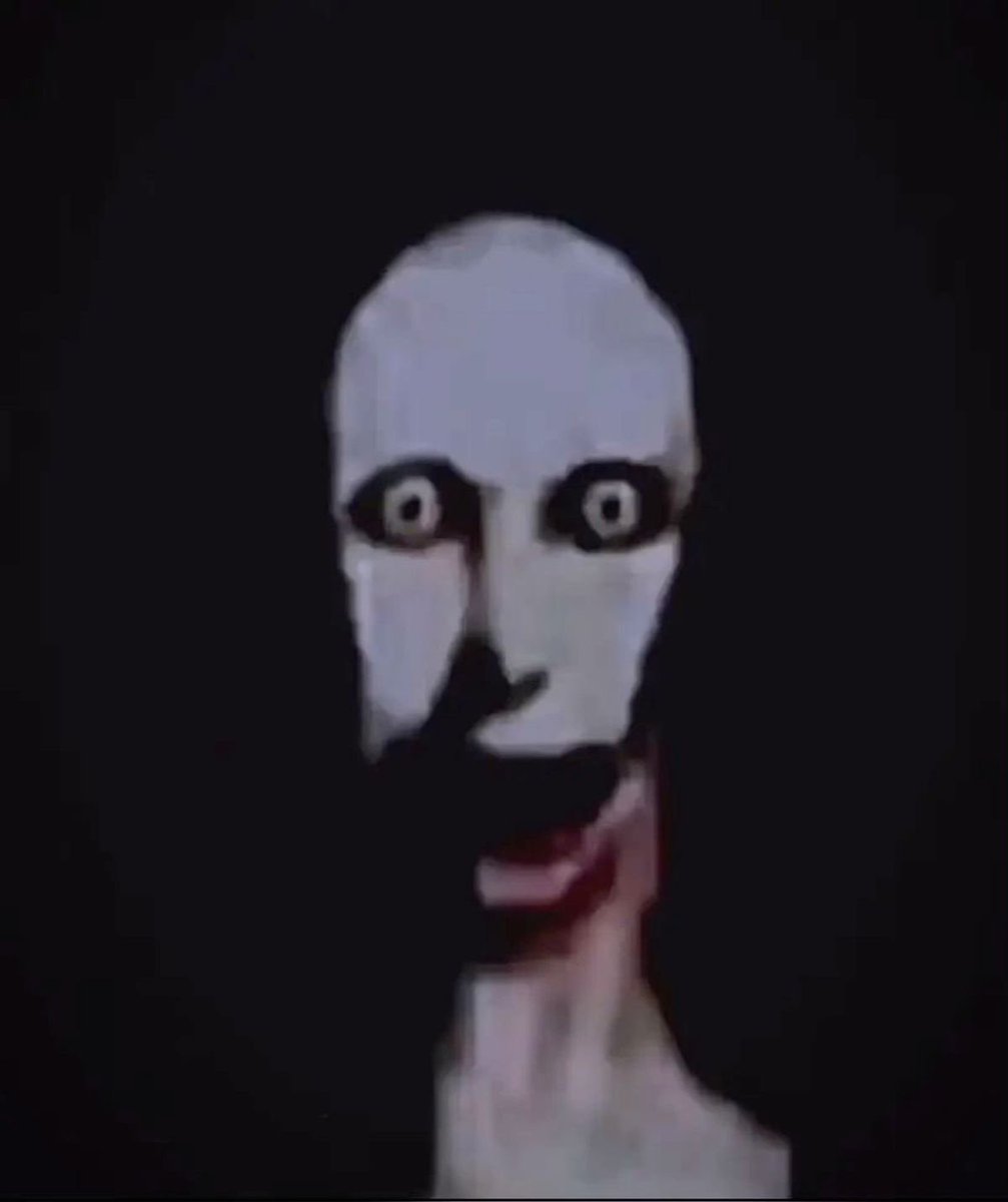 амебка`🩷💜💙 tweet media