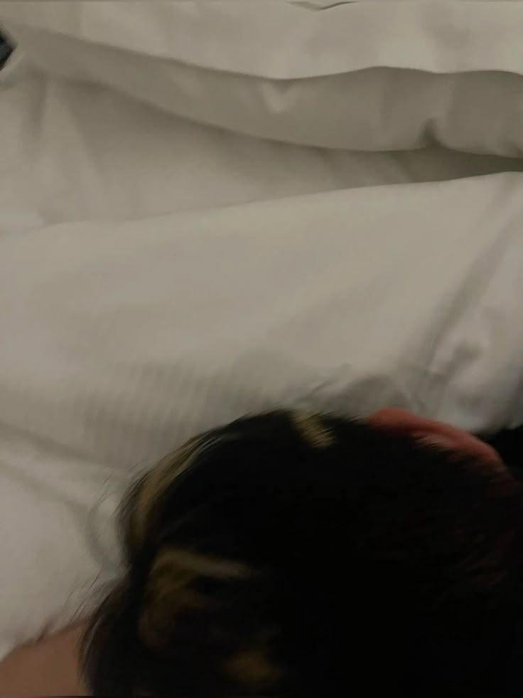 intaksarchive's tweet image. i still giggle over this pic of takki trying to show us his new hair 2yrs ago😭 he's so precious