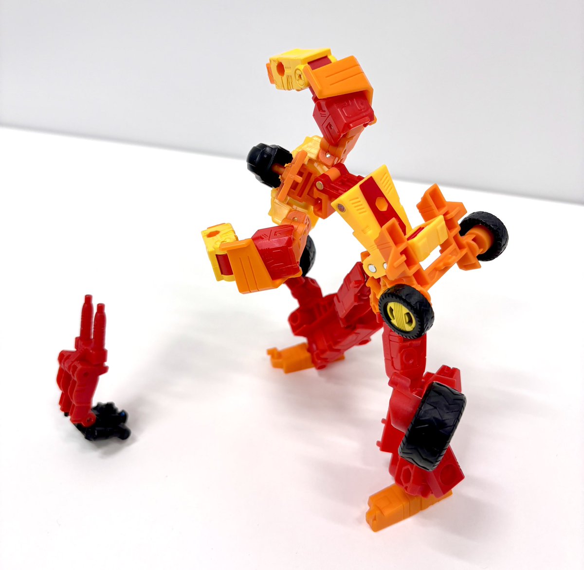 Channel CUBE (キューブ) tweet media