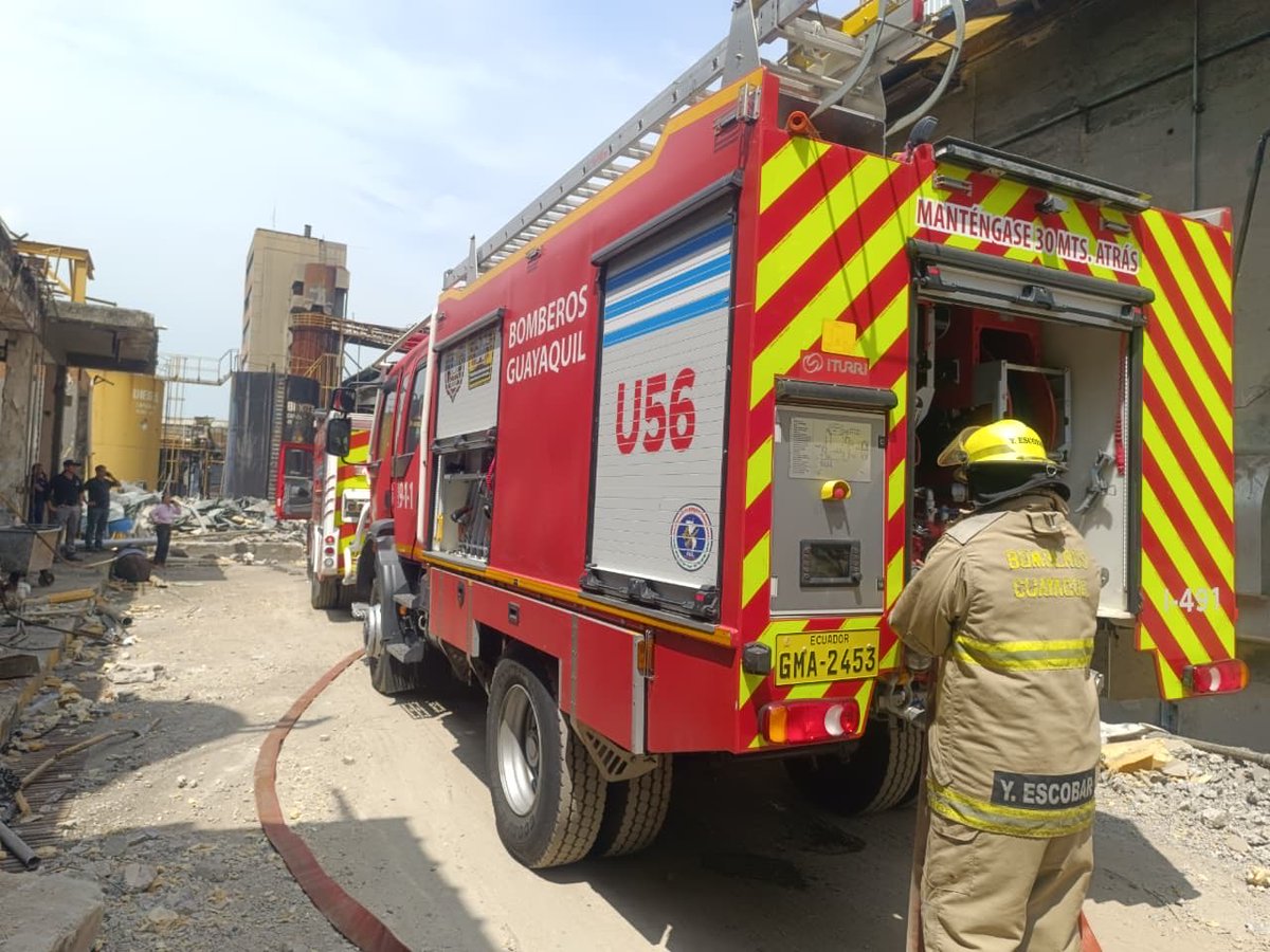 Bomberos Guayaquil tweet media