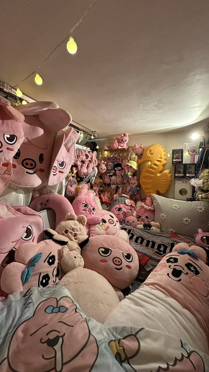 Straybinnn tweet media