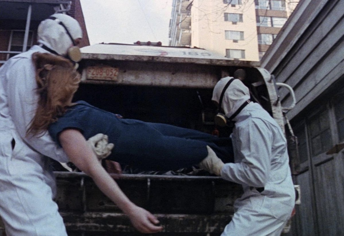 BizarroMondo76's tweet image. On April 8, 1977 "Rabid" was released in theaters!
Written and directed by David Cronenberg. 
Starring Marilyn Chambers