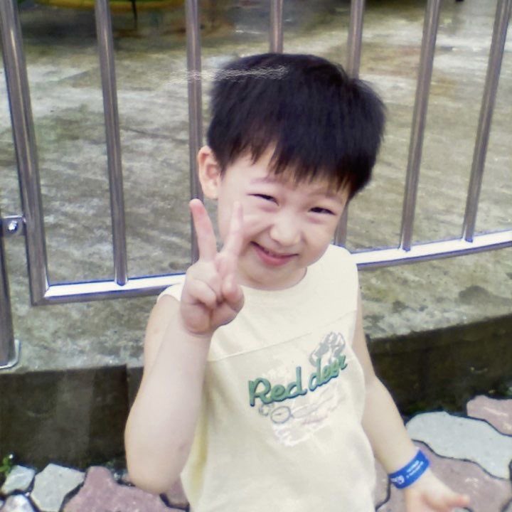 OT7 | هِـيُّـورِي tweet media