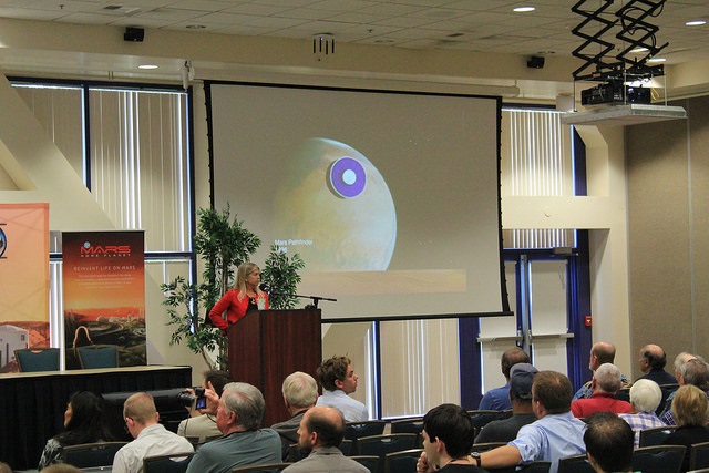 TheMarsSociety's tweet image. Got ideas about Mars? The 2026 Int'l Mars Society Convention is accepting abstracts on science, engineering, policy &amp;amp; more! Submit a 150–300 word abstract by June 27 (5pm MT) for a chance to present this October. Apply: convention.marssociety.org. #mars2026 #humanstomars @USC