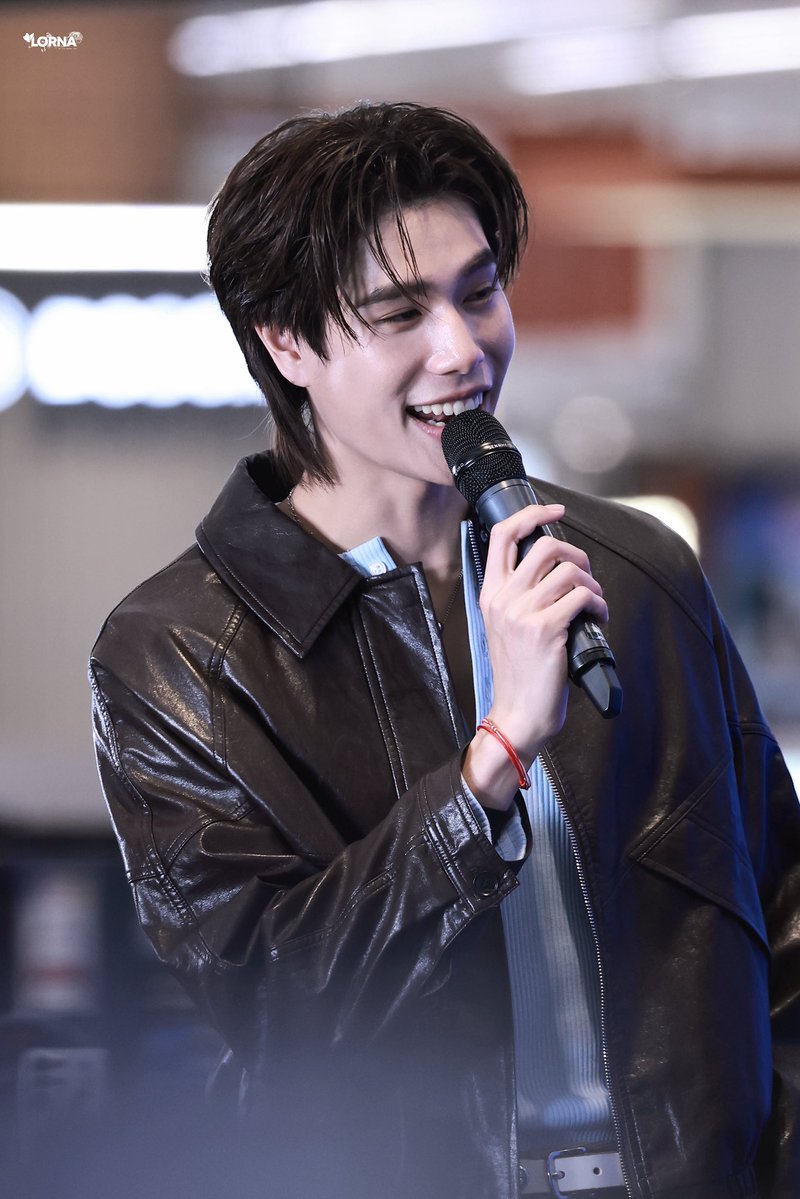 EHxxLorna tweet media