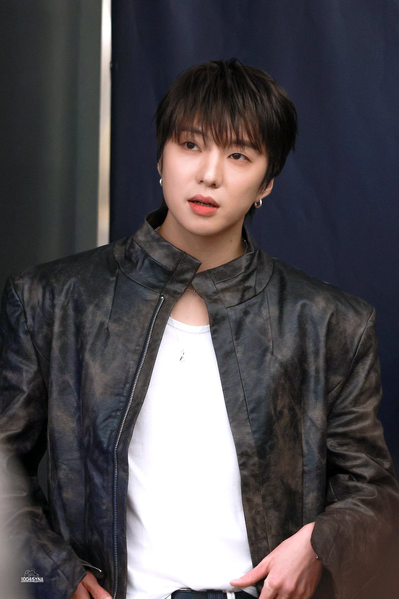 1004SYNA for 강승윤 tweet media