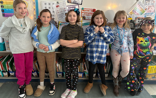 rsu18's tweet photo. Students at China Primary School had an incredible week celebrating reading during Read Across America Week. #WeAreRSU18 #CPSdragons
https://t.co/0jgWstWwxN https://t.co/vffvF9uo7X