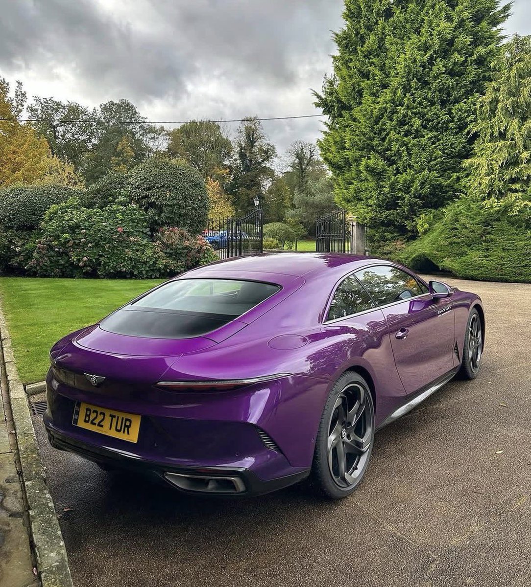 Car Grails tweet media