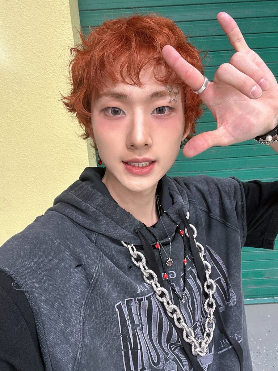 angel de brito empujó a liam payne tweet media