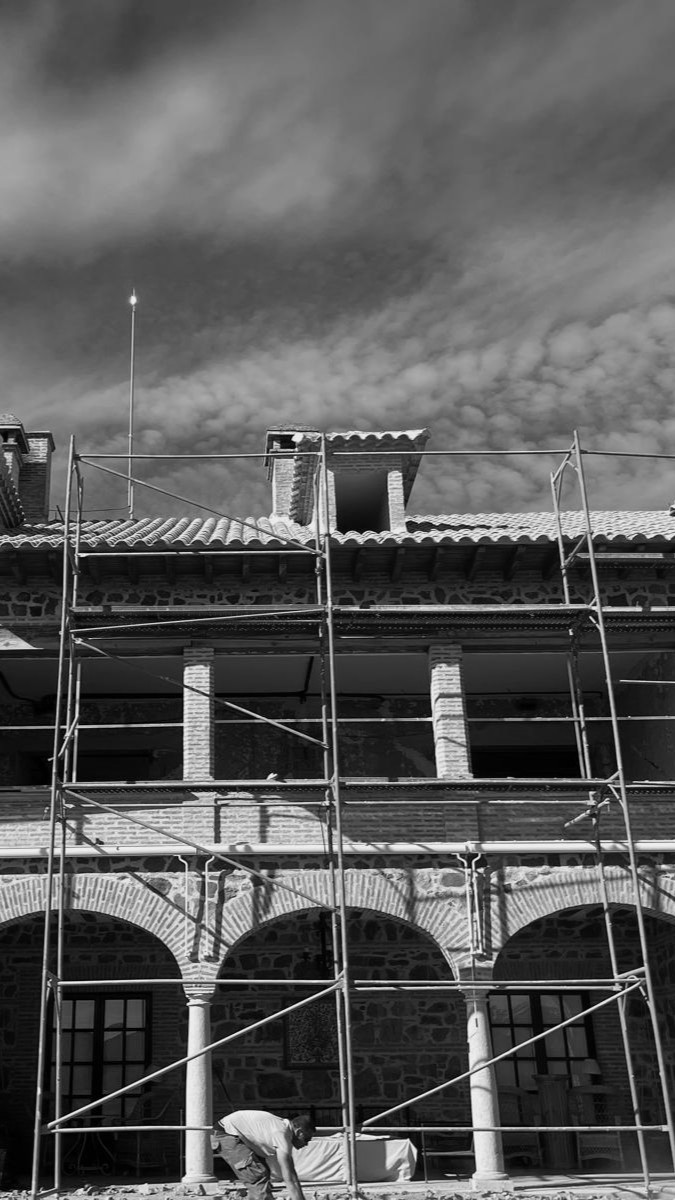 sistemasvalcom's tweet photo. En Valcom convertimos cada reforma integral en una inversión segura.
Renovamos tu vivienda manteniendo su estructura y esencia original, mientras elevamos su valor con acabados de alta calidad y un diseño actualizado.
Tu hogar, pero mejor.

#Reformas #Construcción #Arquitectura https://t.co/sBmOt00Tp1