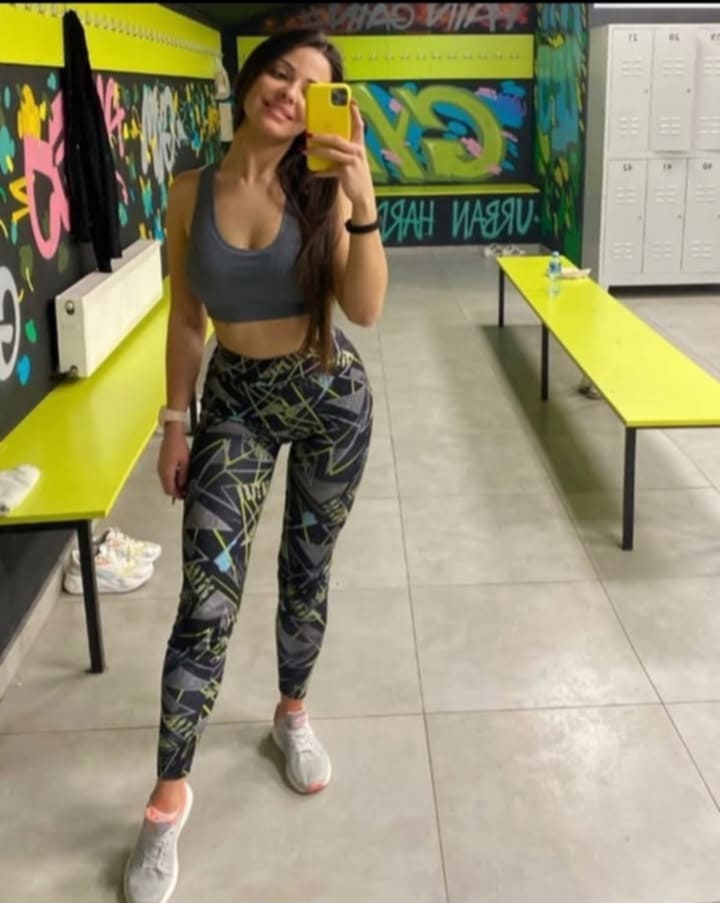 Daria Florescu tweet media
