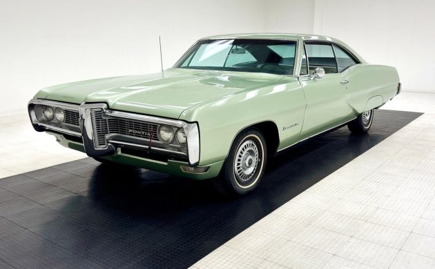 barnfinds's tweet photo. Starship Enterprise! 1968 Pontiac Executive: At first glance, this looks like a brand new 1968 Pontiac Executive. But its been treated to new paint and uphostery to bolster that image. https://t.co/T98C8x1fQl https://t.co/CDZfwHhAar