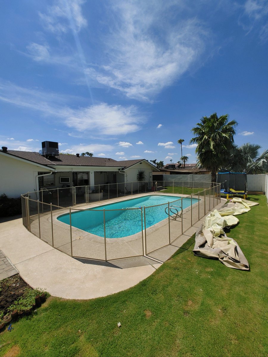 BabyGuardAz's tweet image. Our pool fences are built to last, giving you peace of mind.

#BabyGuardPhoenix #PoolSafetyFirst