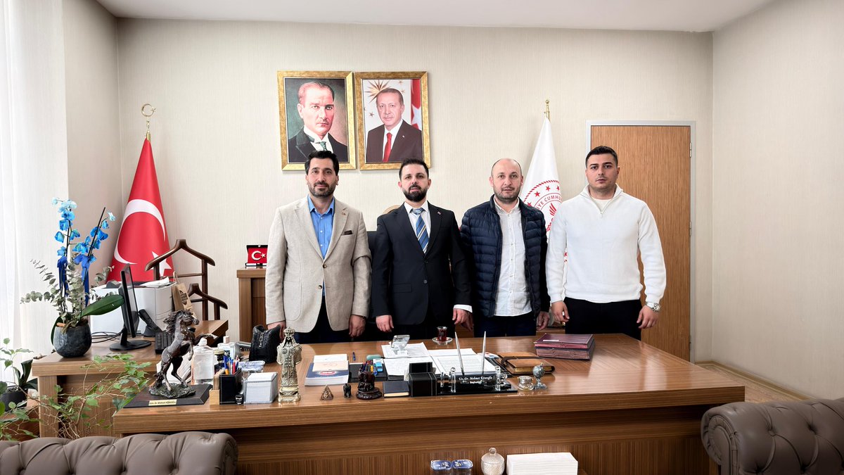 İlçe Sağlık Politikaları Komisyonu Birim Başkanımız Mehmet Karataş ve Yönetim Kurulu Üyemiz Fahri Barış Çevik ile birlikte, Mimar Sinan Devlet Hastanesi Başhekimi Dr. Mehmet Köseoğlu ve Büyükçekmece İlçe Sağlık Müdürümüz Uğur Güçlü’yü ziyaret ettiler.

Nazik ev sahiplikleri ve