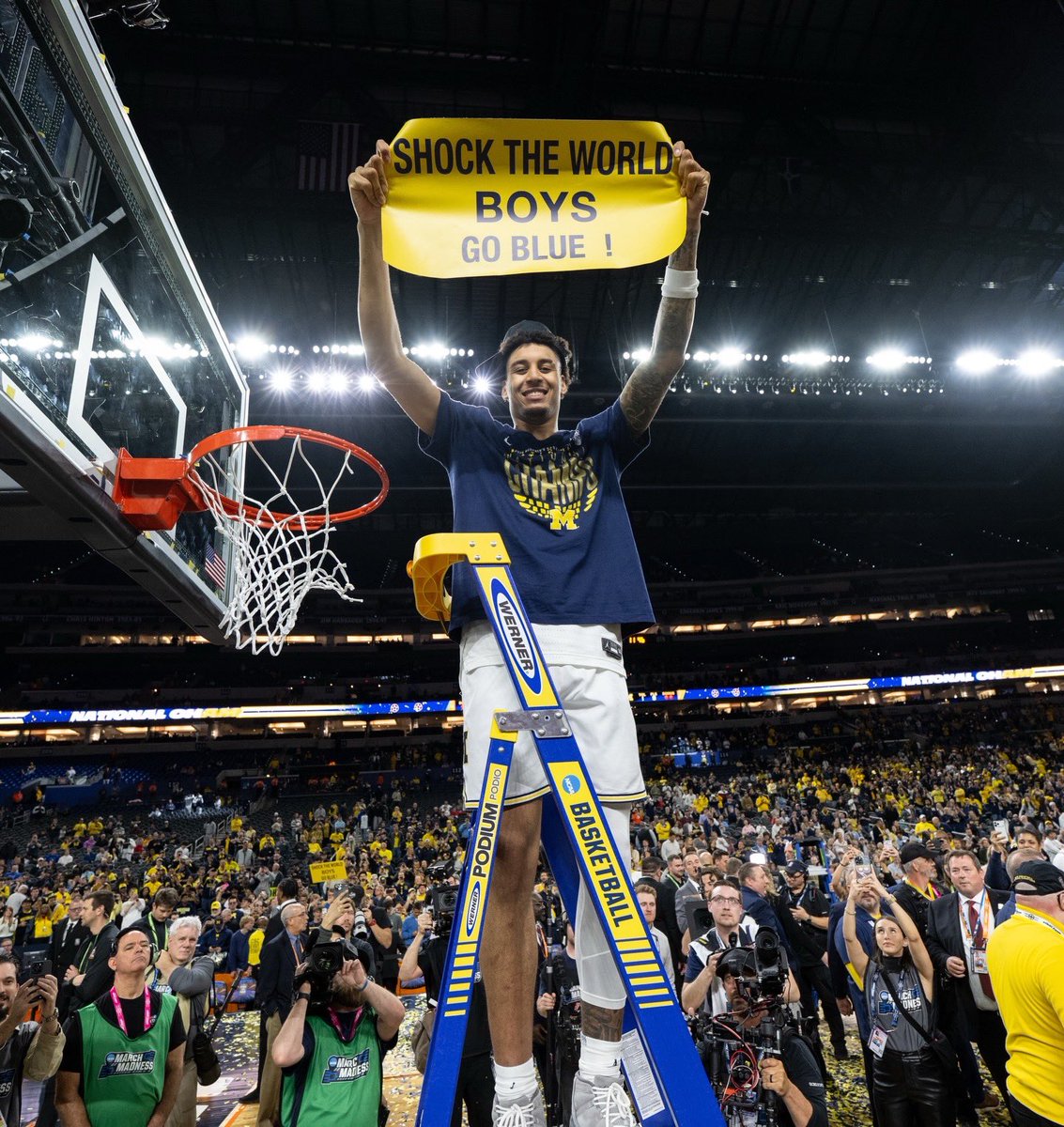 Michigan Men's Basketball tweet media