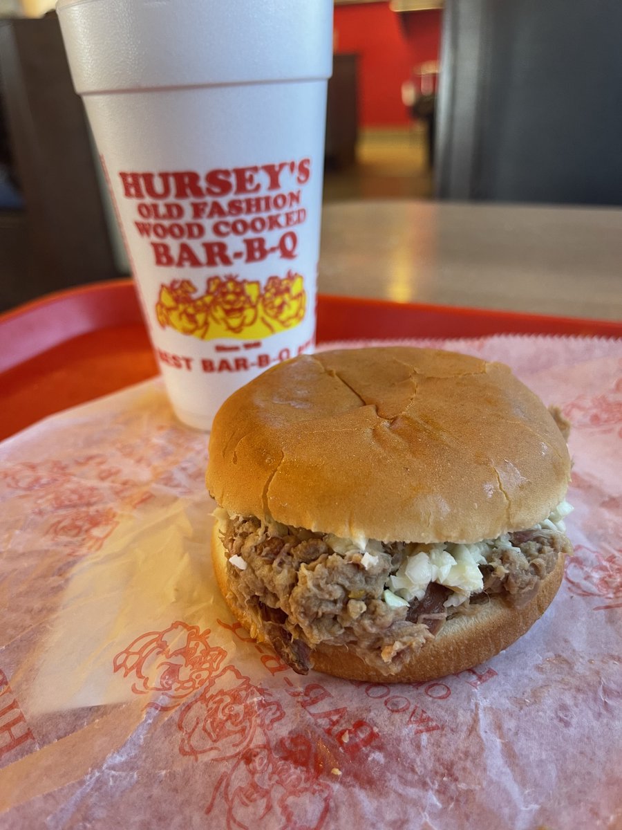 HurseyBBQ's tweet image. It’s BBQ Sandwich Day at Hursey’s every Wednesday, and you already know what that means…
🔥 Special price
🔥 Big flavor
🔥 No regrets

Grab 1, grab 2, or a stack for the crew ... either way, you’re winning.
Go ahead, treat youurself!

#HurseysBBQ
#BBQ
#BBQsandwich
#slaw
#NCeats