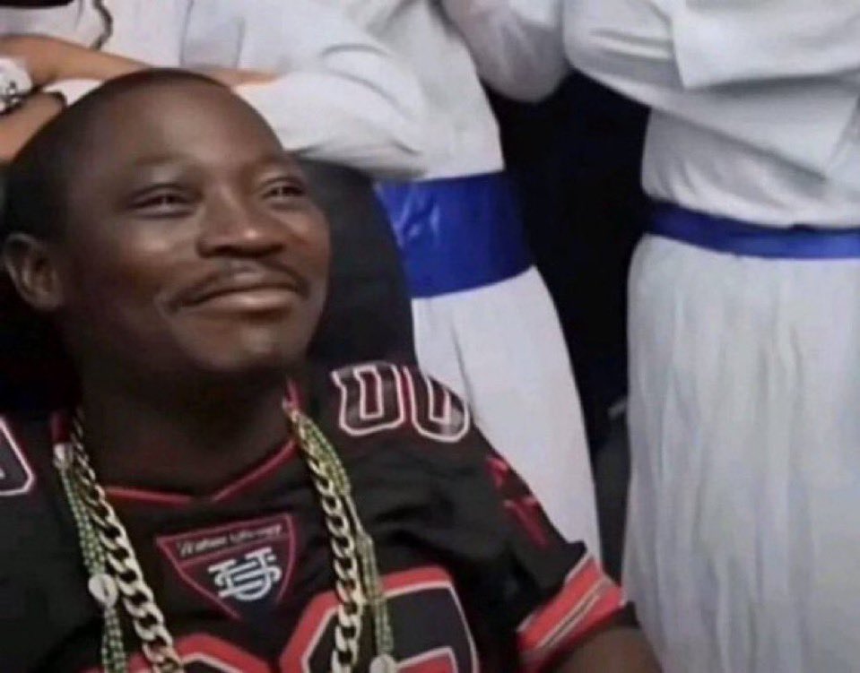 OCHE 👑 SZN tweet media