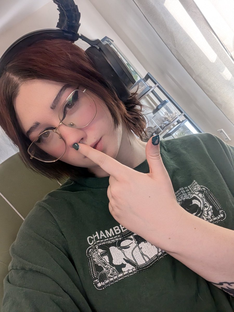 Emoreptar 🦖 strimmer tweet media