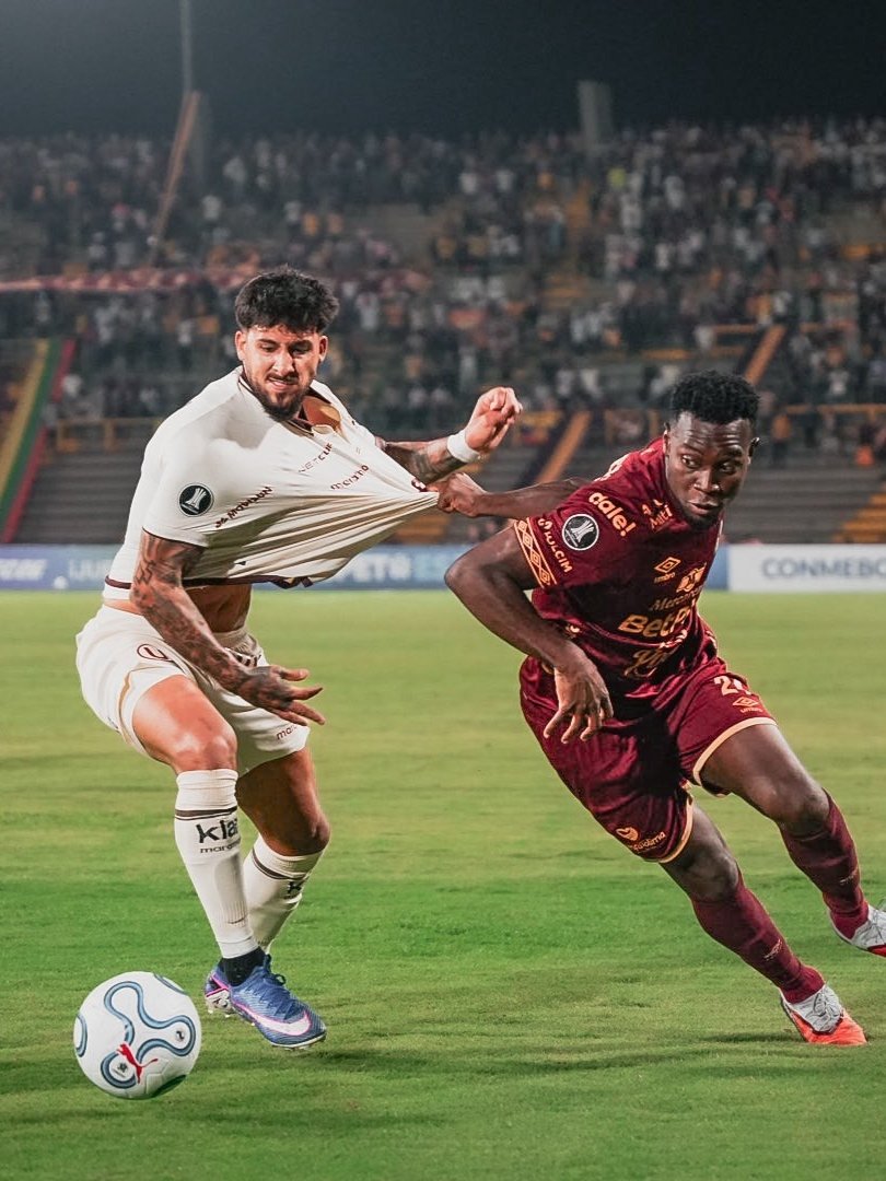 Hinchada Crema tweet media