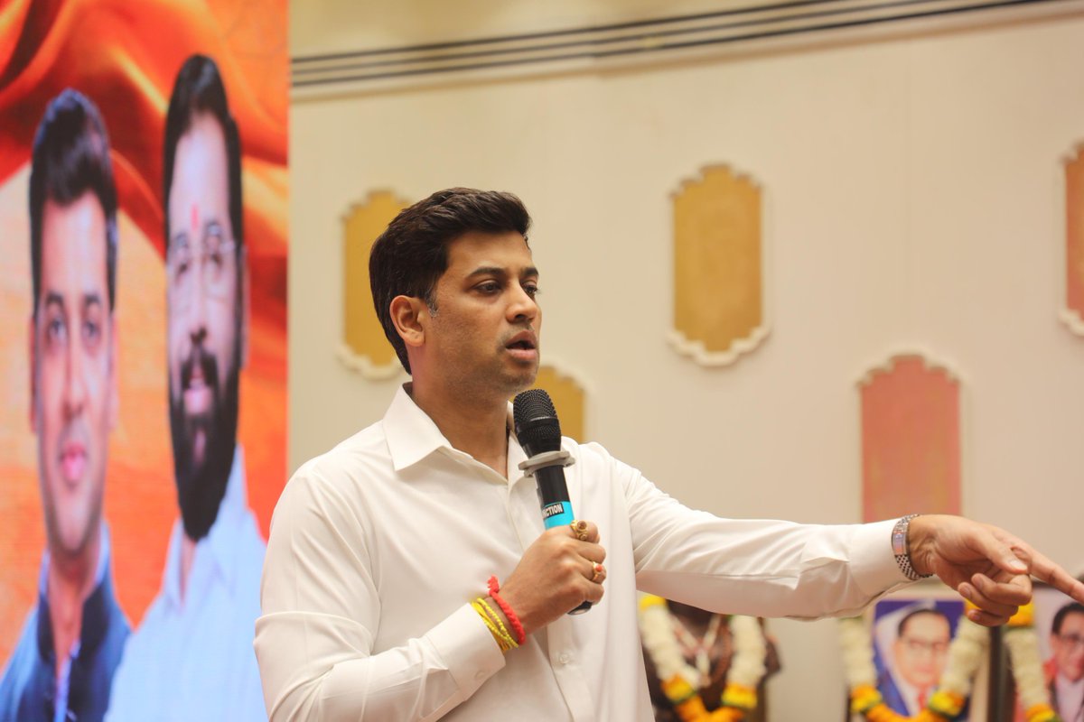 Dr Shrikant Lata Eknath Shinde tweet media