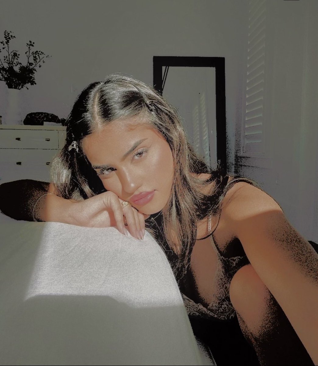 𝕬𝙻𝙾𝚁𝙰 ( new 📌 ) tweet media