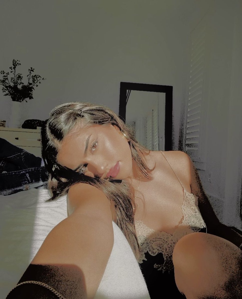 𝕬𝙻𝙾𝚁𝙰 ( new 📌 ) tweet media