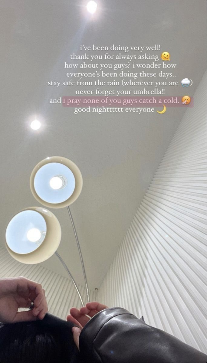 moni 𐙚 // slow. tweet media