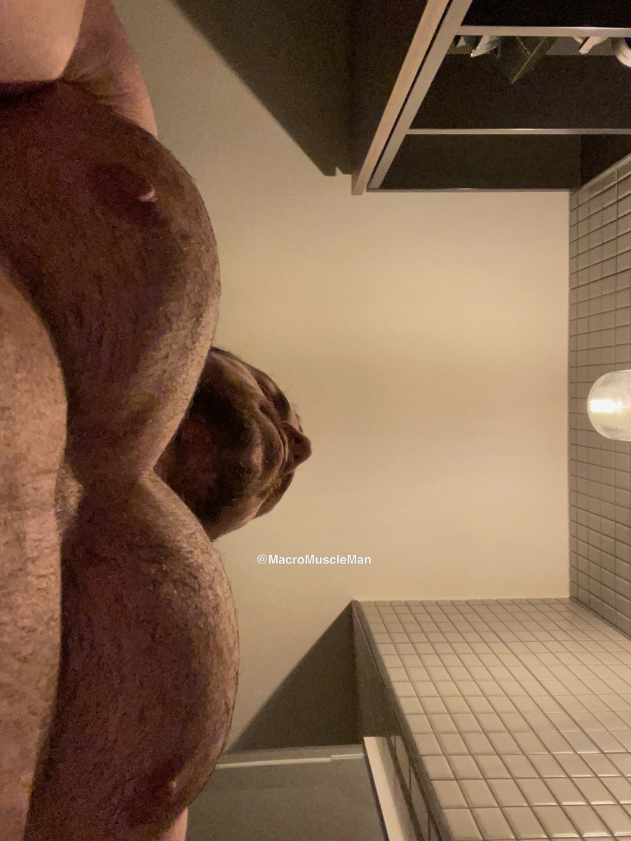 MacroMuscleMan tweet media