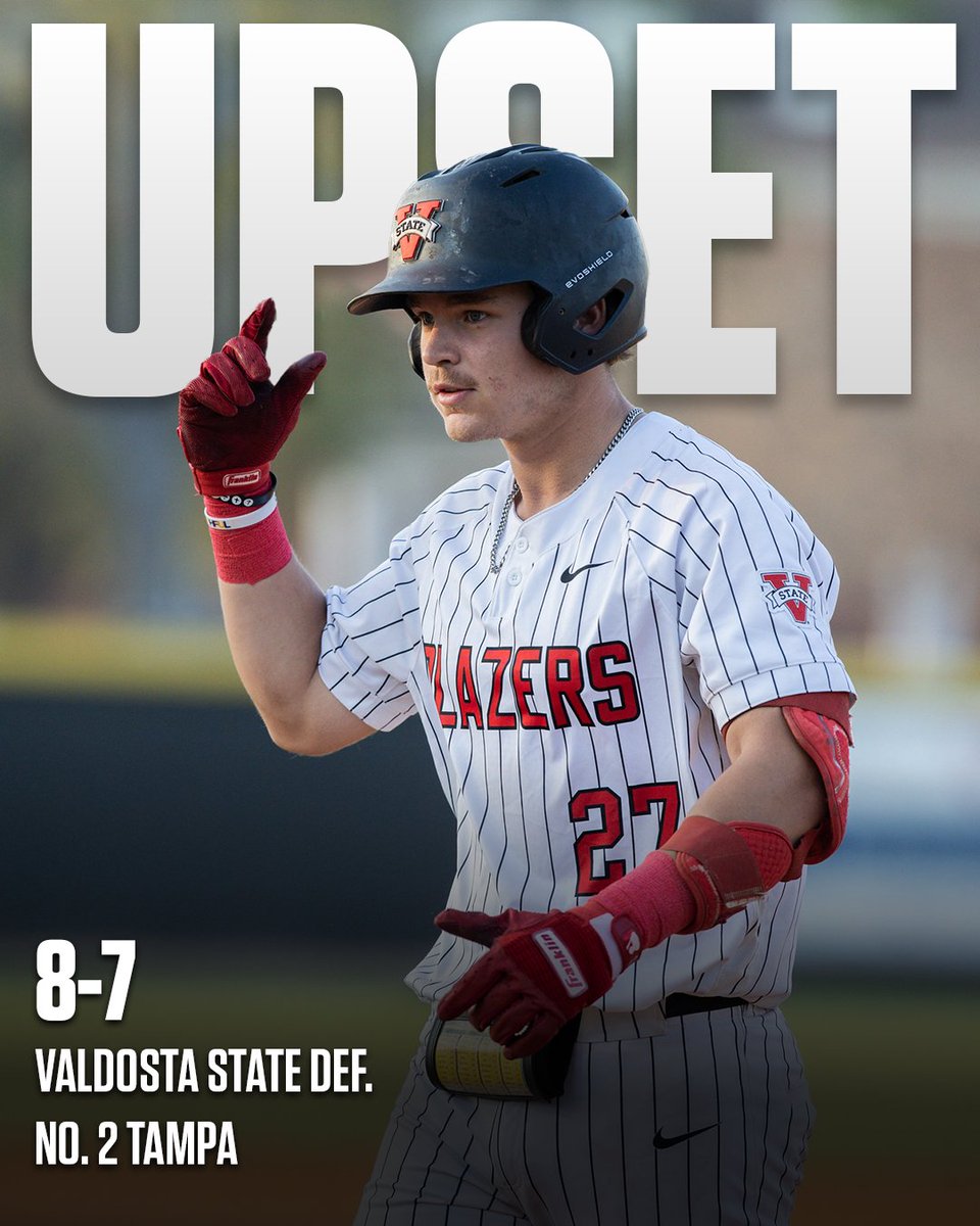 FloCollegeBSB's tweet image. DOWN GOES NO. 2 ‼️🔥

Valdosta State stormed back from a 7-3 deficit with a five-run seventh inning to knock off No. 2 Tampa.

#GSC | @GulfSouth | @VState_Baseball