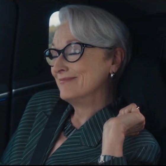 lyv (miranda's girl) tweet media