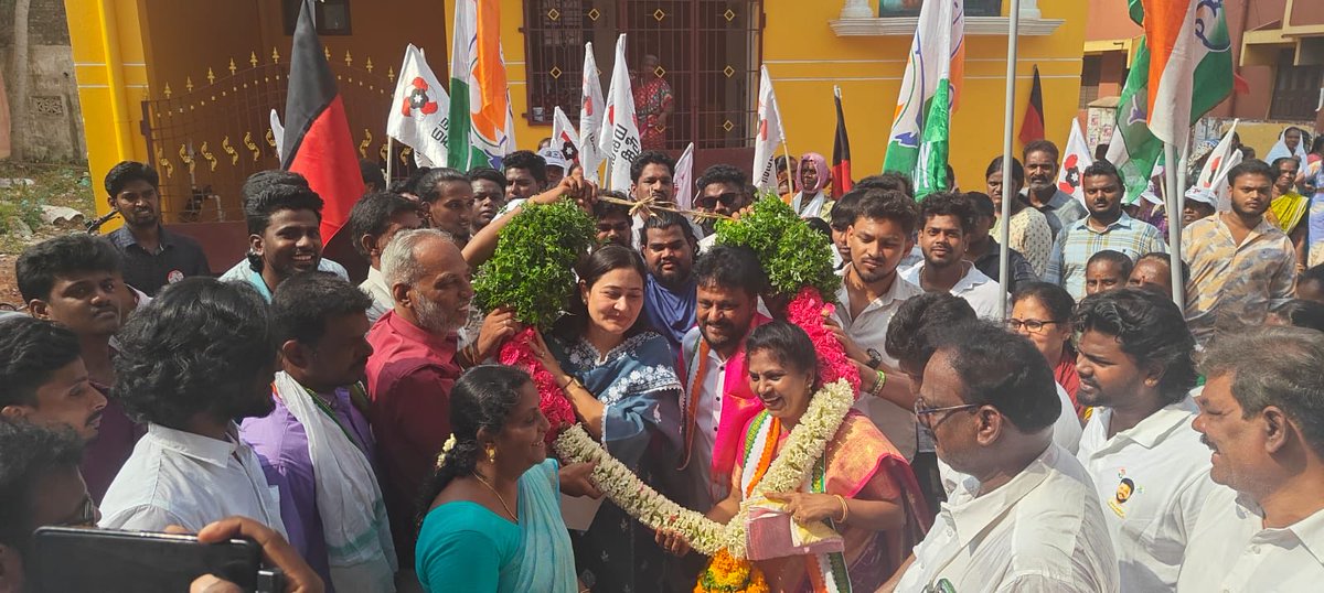 dollysharmaINC's tweet photo. Door to Door Campaign for our Congress candidate from Muthialpet Shri Eeram Rajendran in #puducherry 
@girishgoaINC https://t.co/4lGtuDcozv