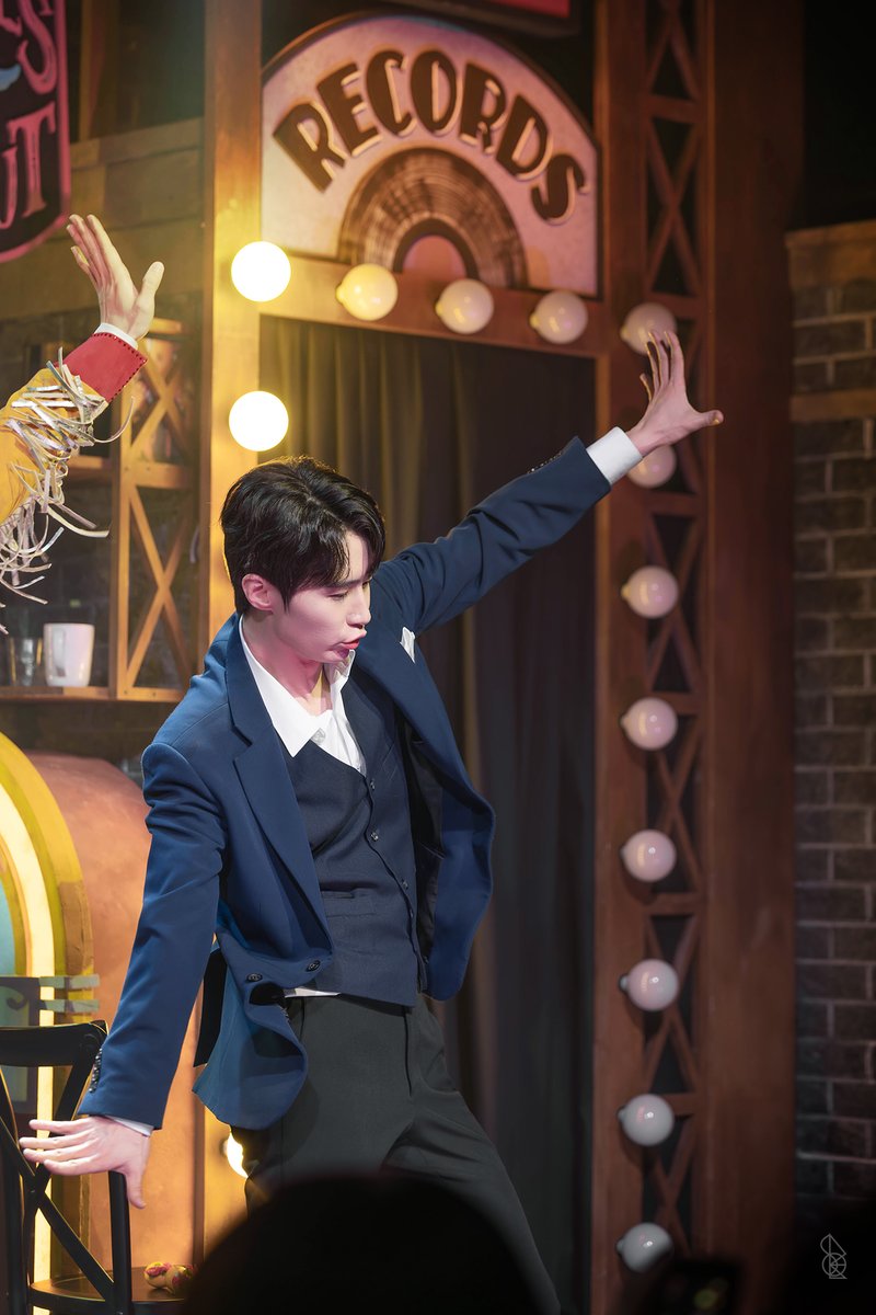 Oвєℓιѕк tweet media