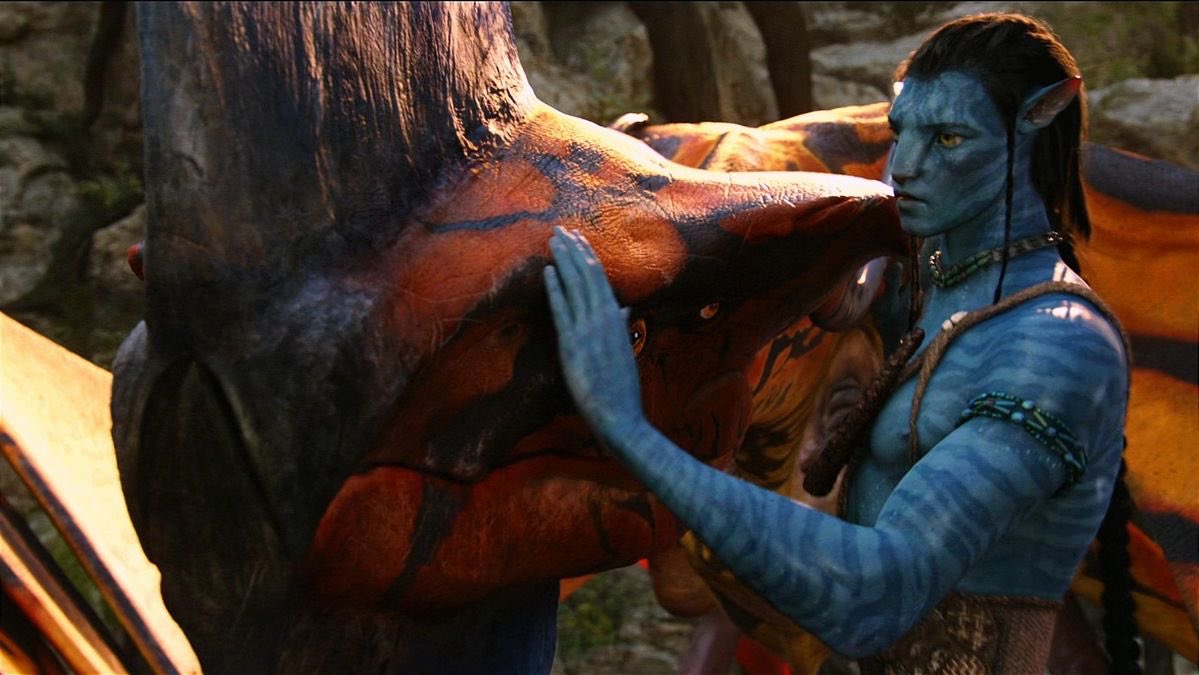 ThirdHairBead's tweet image. And since we’re talking about Ikran’s I would love to see a fic where Toruk Makto meets Jake’s kids for the first time😭

He wouldn’t know what to make of the littler Na’vi at first, he would just look at them with his head tilted➡️