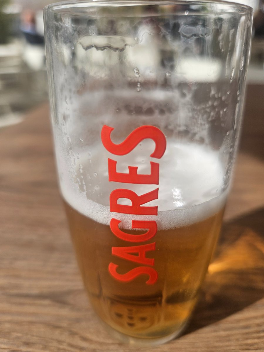 אחרי קרב עם דיויזית הפאנצר השביעית של הנאצים שיש בכל מקום באירופה שרוצים להרוג אותי לא כמו בישראל שאני מוגן אני חייב איזה בירה
@er