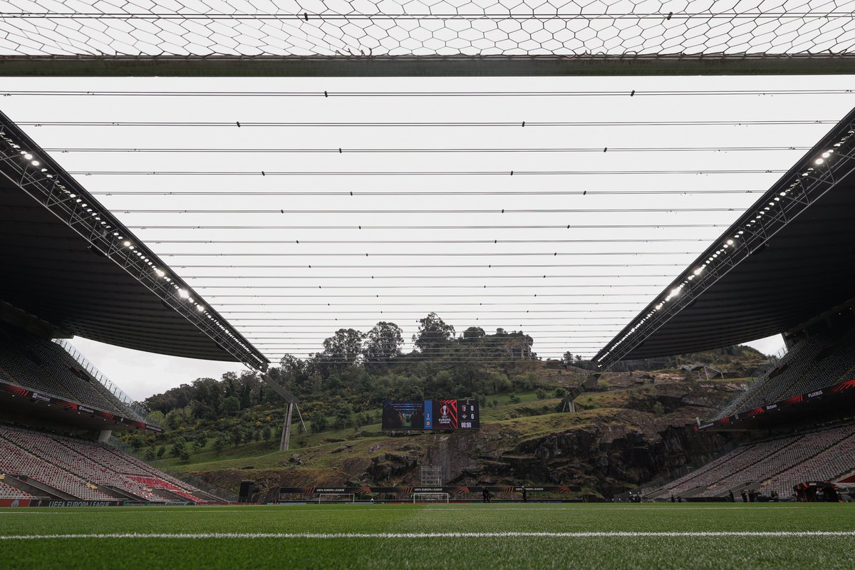 Pitchside at Estádio Municipal de Braga 🌱

#UEL
