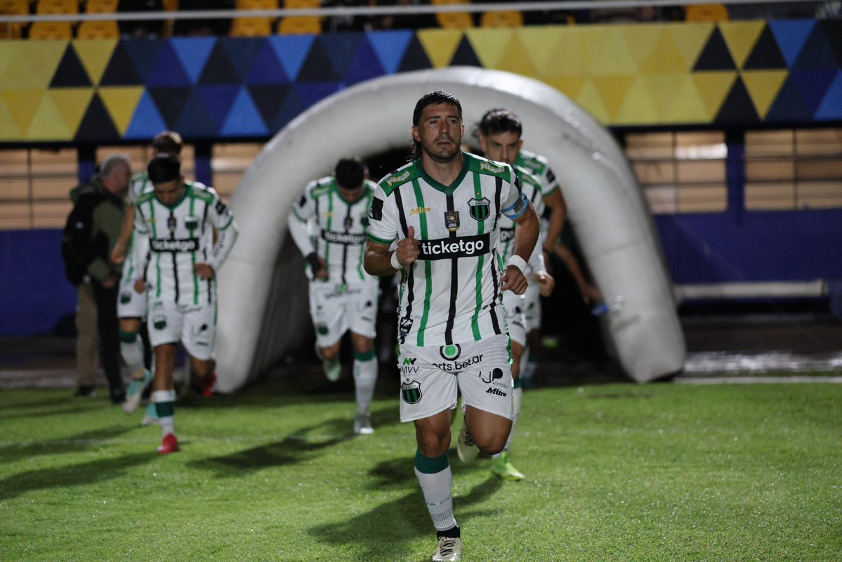 Nueva Chicago tweet media