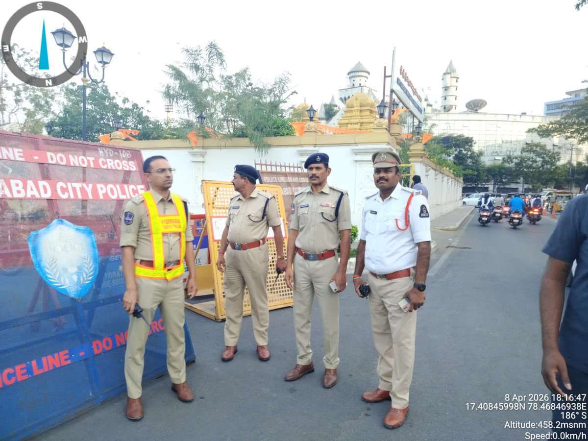 Hyderabad Traffic Police tweet media