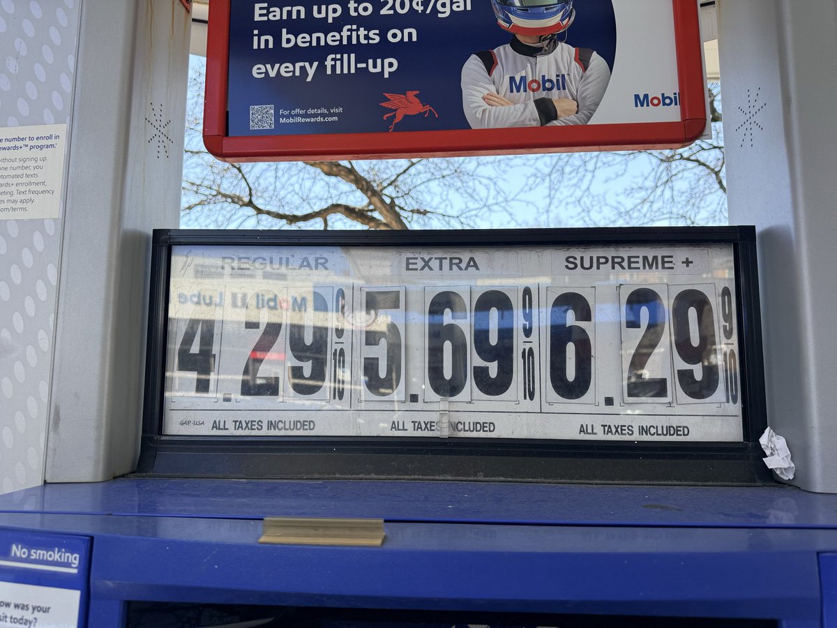 Exxon mobile on route 9 Brookline Ma. is a freaking rip off!!! Can’t blame this on government when you are $2.00 a GALLON higher than any, competitor a town over!!! Mobil Brookline 🤢🤮 sad u take advantage of the time and rip people off…. <a href="/exxonmobil/">ExxonMobil</a>