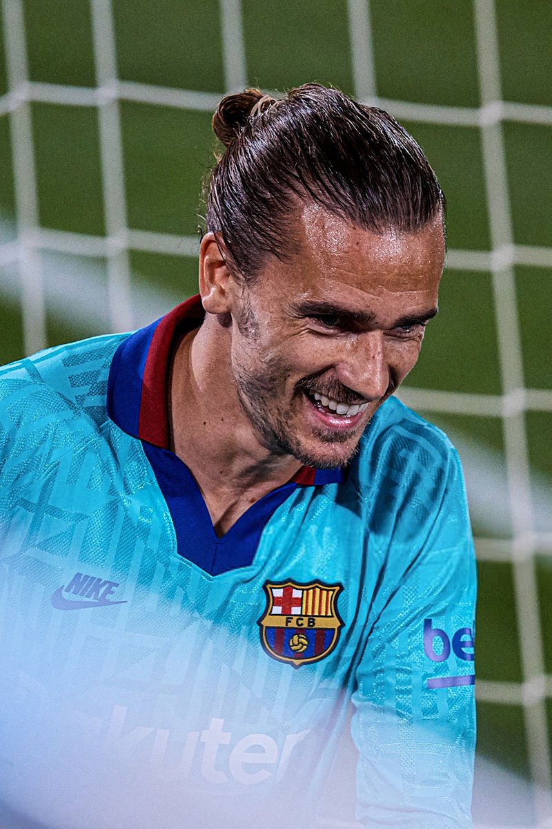 FCB World tweet media