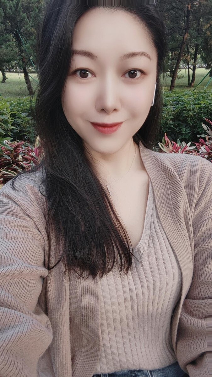 反差曉秋『國小老師』 tweet media