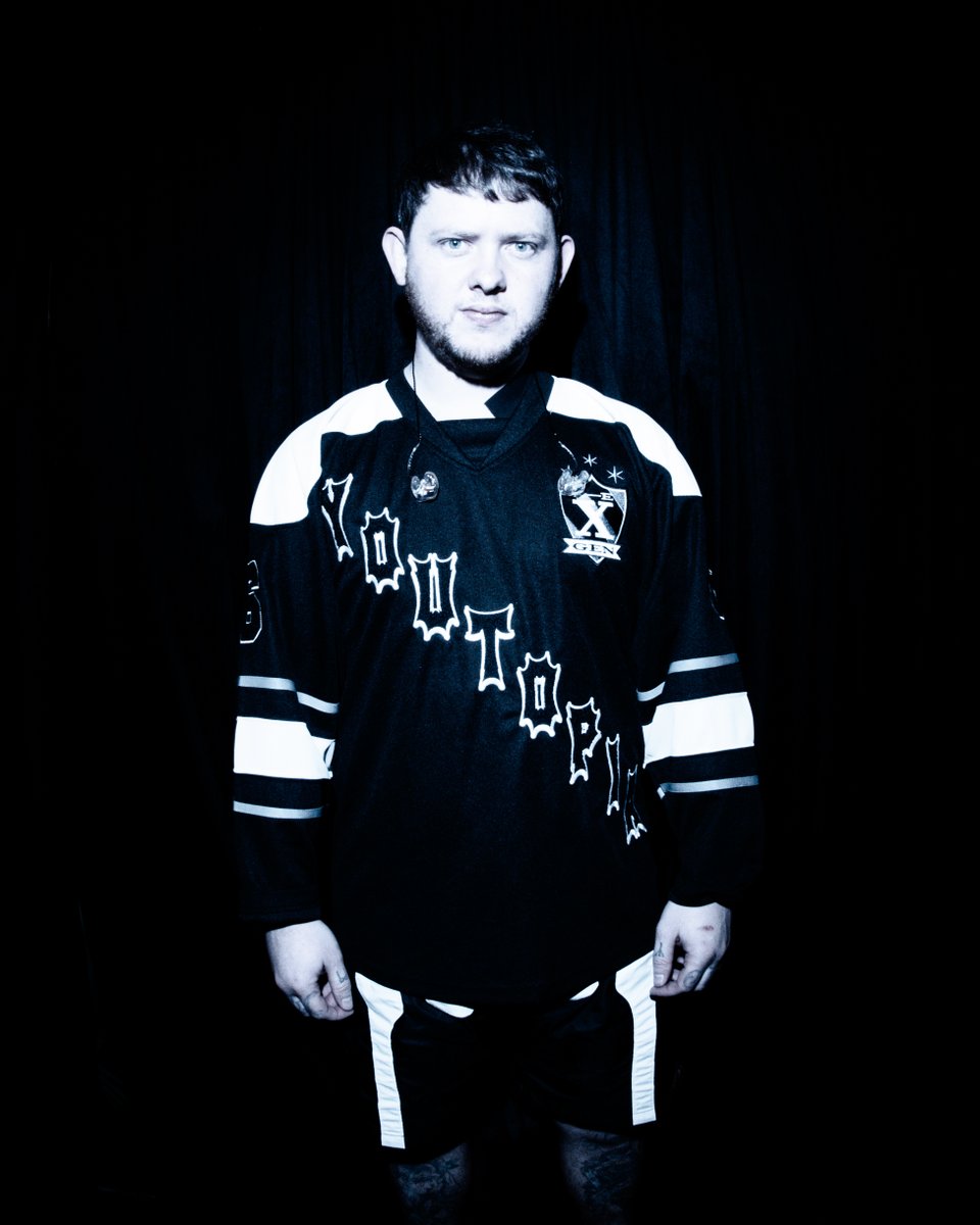 Bring Me The Horizon tweet media