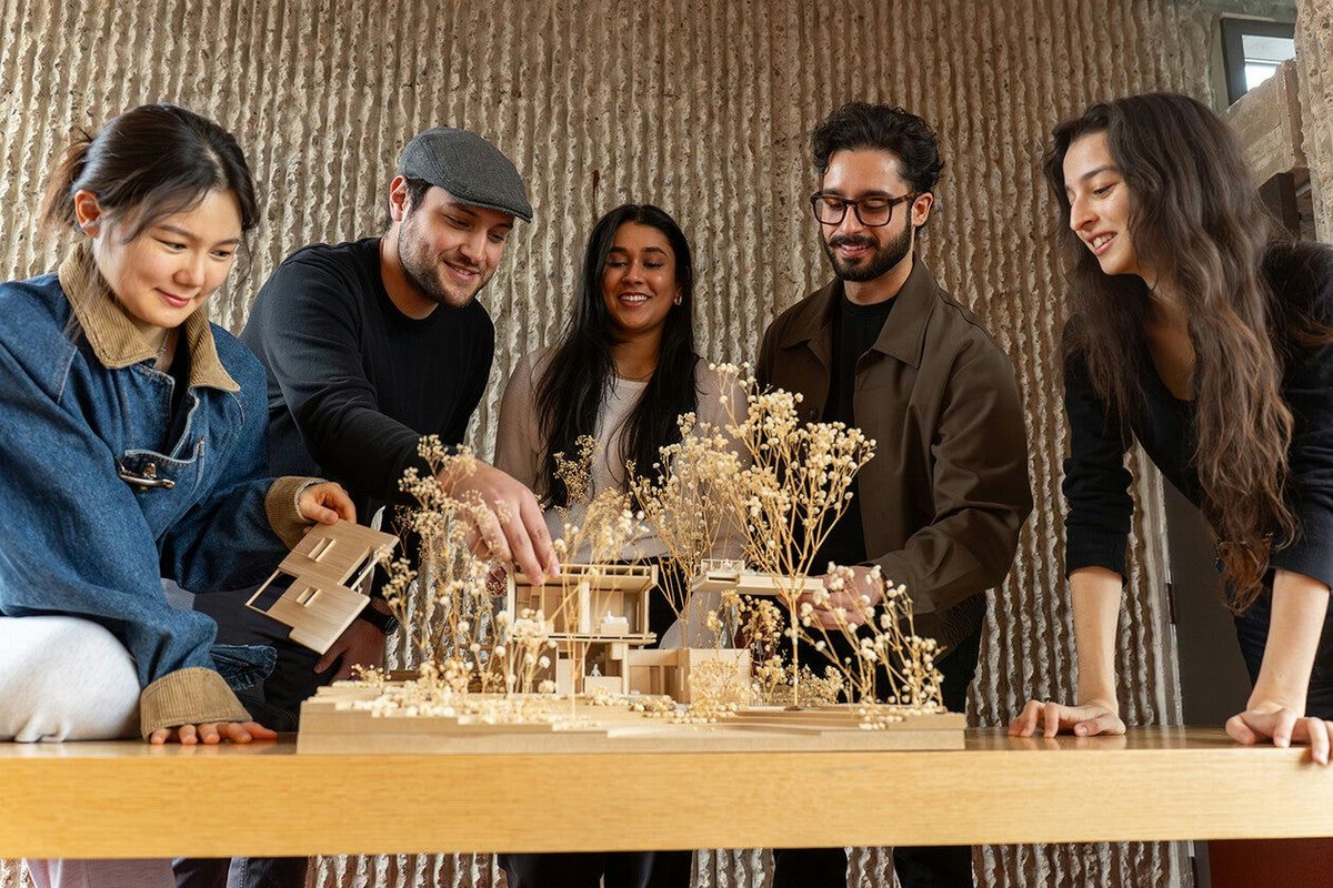 Yale University tweet media