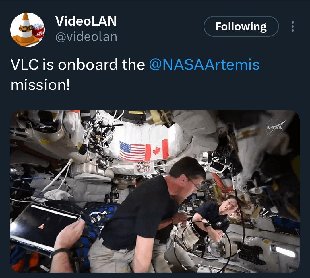MaadiXnet's tweet photo. Una diferencia importante durante una misión espacial entre VLC y Outlook es que VLC funciona. https://t.co/2yicTCW3qM